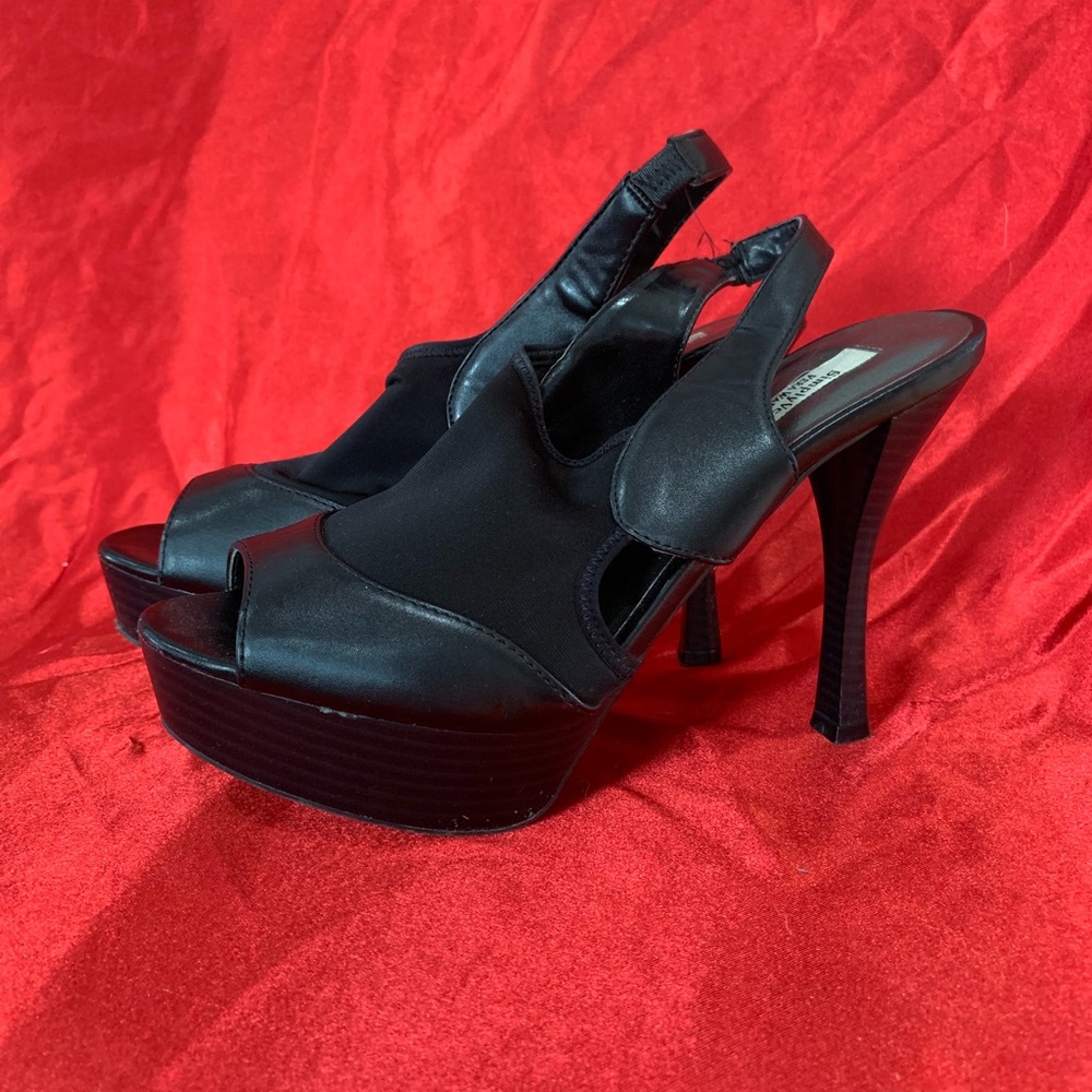 COPY - Vera Wang, Simply Vera, Black Heels